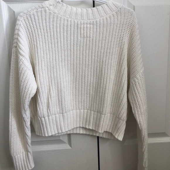 Oversized White Hollister Knit Sweater - Picture 3 of 5